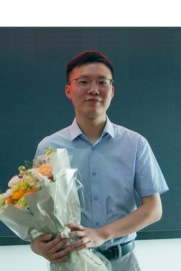 Ming Luo（罗明）